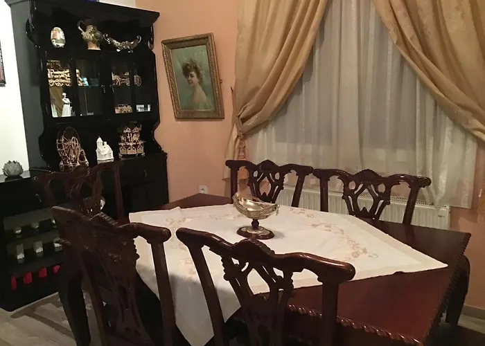 Home Elena\'S
